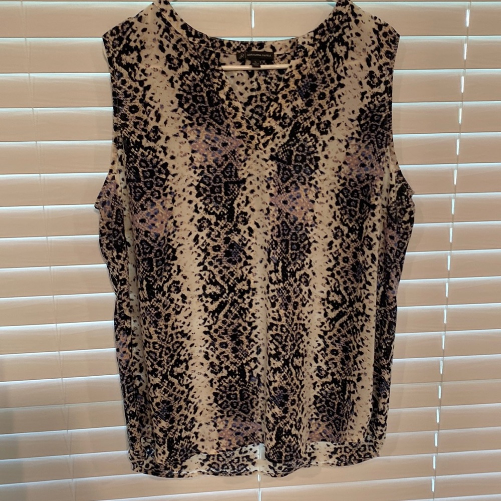 Adrianna Papell Multicolor Sleeveless V-Neck Snakeskin Print Top [Size XL]